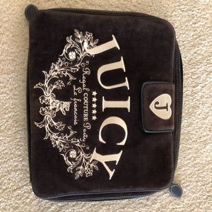 Juicy Couture 15 in laptop case
